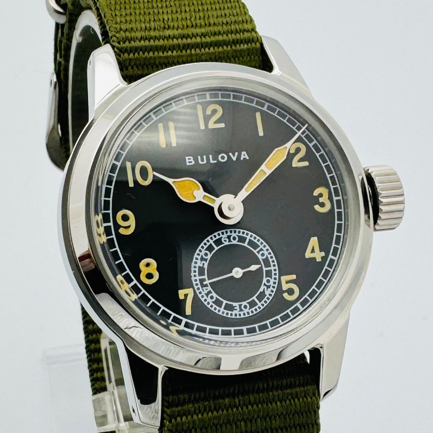 BULOVA WW2 U.S.NAVY UDT-5 ダイバーズ 復刻