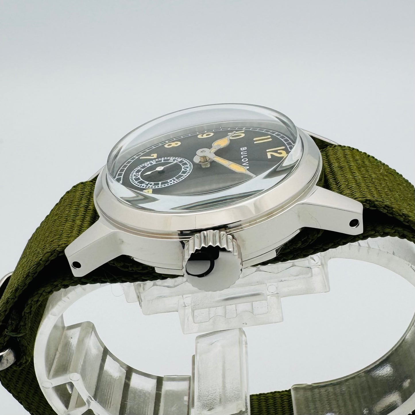 BULOVA WW2 U.S.NAVY UDT-5 ダイバーズ 復刻